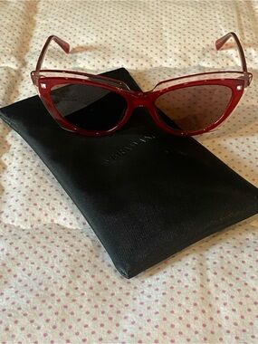 NEW Vera Wang KateAshleigh Cat Eye Sunglasses Red/Blush Transparent Frame w/Case